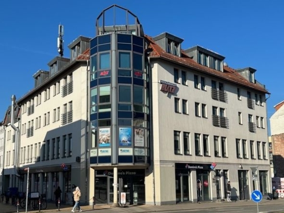 Helle moderne Büro- / Gewerbefläche (auch als Arztpraxis nutzbar)
